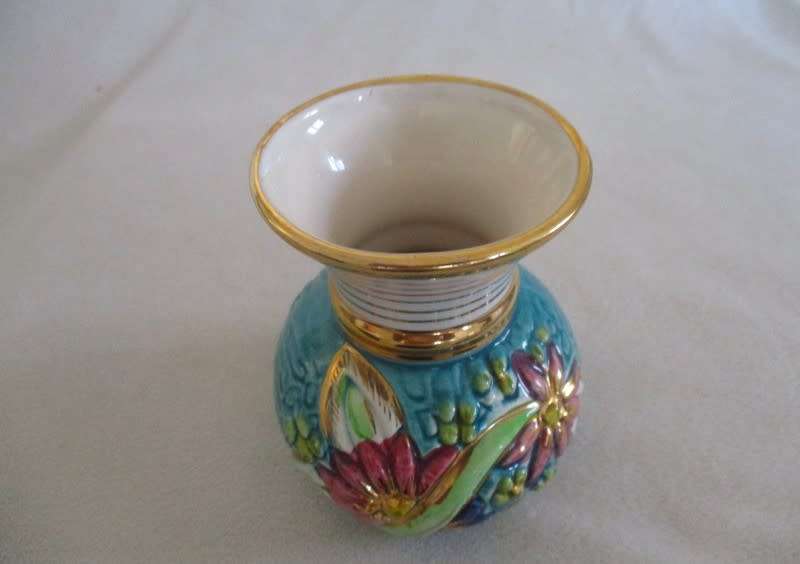 Vintage hand painted art decor vase by Hubert Bequet, Quaregnon, Belgium