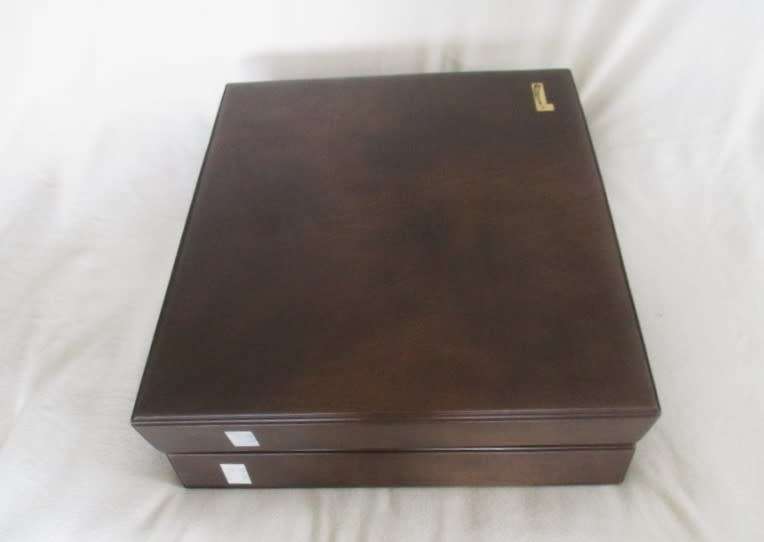 Two albums of vintage 35mm slides - 1000 slides