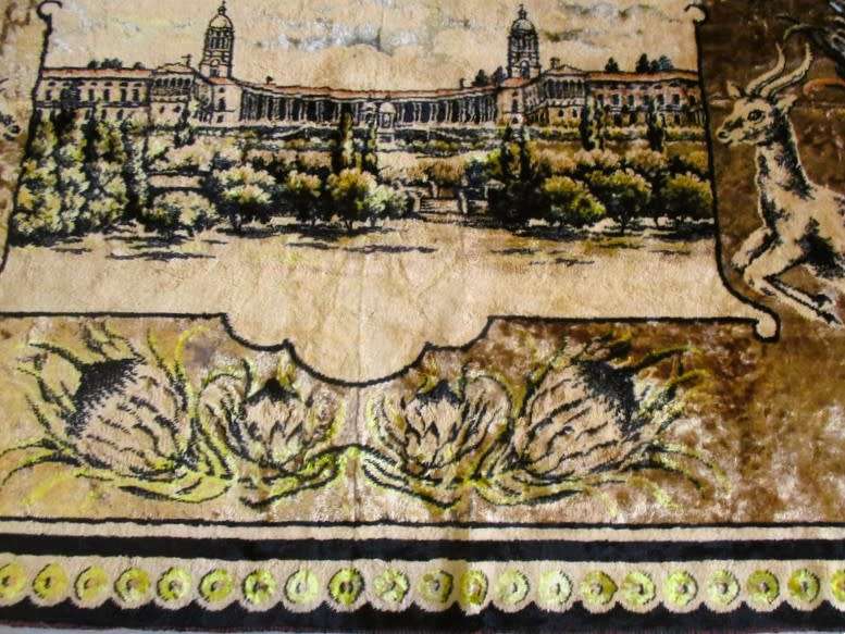 Rare Africana - vintage velvet wall hanging/throw depicting Union Buildings, Voortrekker wagons etc