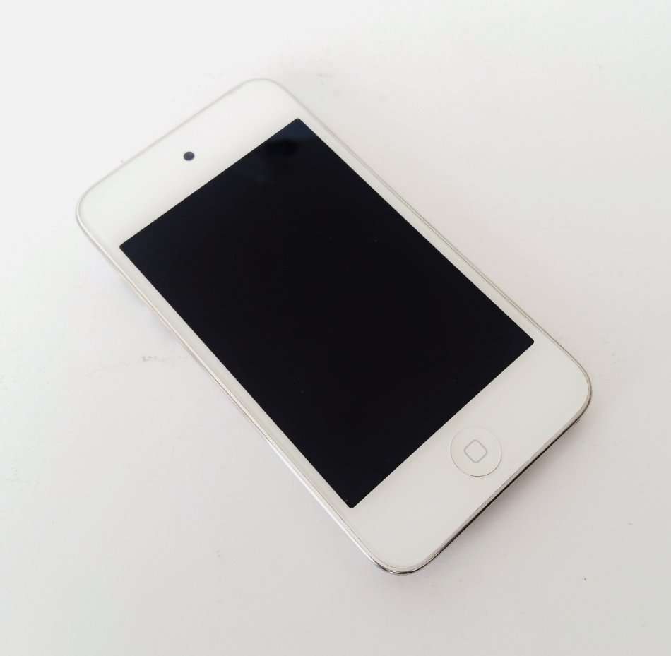 Apple | iPod Touch | 16GB Make an Offer!