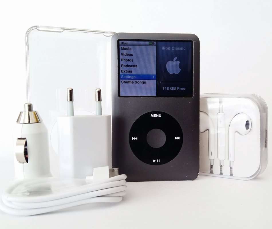 Apple iPod Classic |  160GB | Make An Offer!