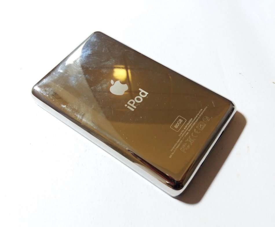 Apple | iPod Classic | 80GB | Make an Offer!