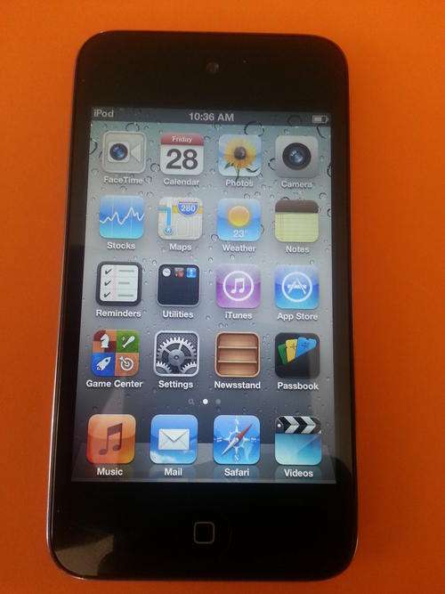 Ipod touch 4- 32gig