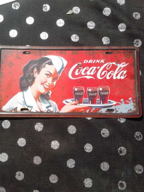 VINTAGE STYLE PRESSED METAL DRINK COCA-COLA NUMBER PLATE SIGN