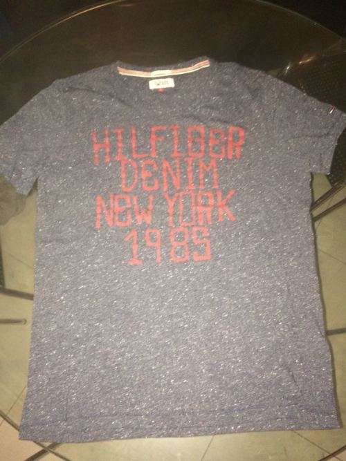 Tommy Hilfiger Men's T Shirt Size Large Slim Fit
