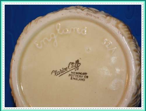 CLARICE CLIFF SUGAR BOWL   CELTIC HARVEST DESIGN, LOVELY CONDITION.