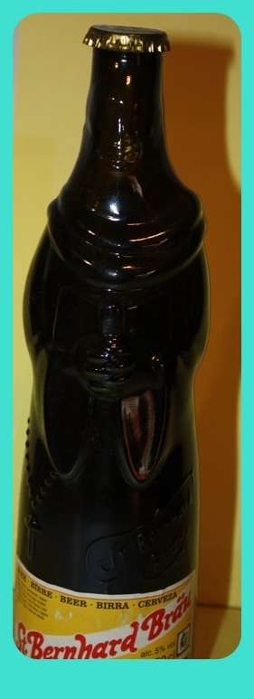 UNUSUAL BOTTLE FOR THE COLLECTOR ST BERNHARD BRAU IN THE SHAPE OF A MONK TAKE A LOOK