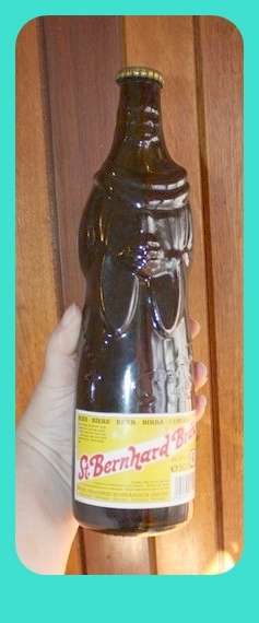 UNUSUAL BOTTLE FOR THE COLLECTOR ST BERNHARD BRAU IN THE SHAPE OF A MONK TAKE A LOOK