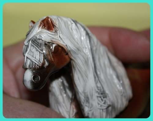 CHEVAL CERAMICS SPAGHETTI HAIR PONY SMALL(D)