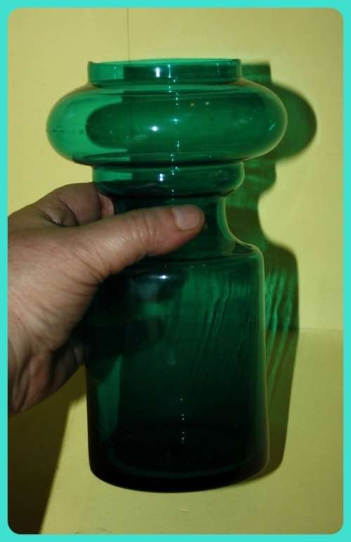 BOTTLE GREEN GLASS VASE WITH BUBBLE TOP(D)