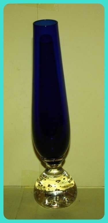 BLUE BUBBLE FOOT VASE