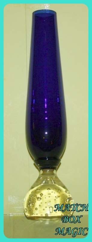 BLUE BUBBLE FOOT VASE