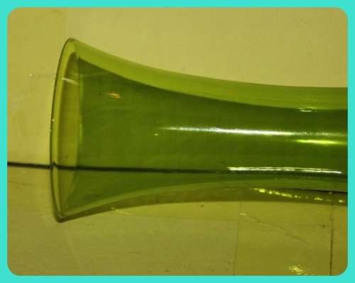 GREEN STEM VASE BUBBLE STEM FLAT FOOT