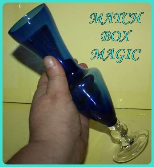 BLUE STEM VASE SINGLE BUBBLE STEM FLAT FOOT