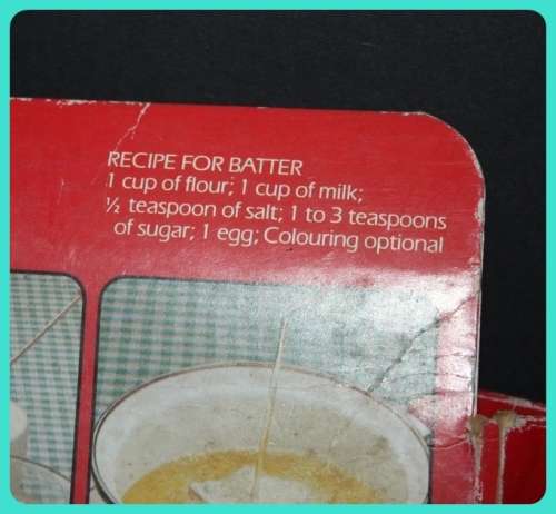 SWISS CHEF PASTRY MAKER (SNACKLE) WITH WOODEN HANDLE AND 4 PASTRY SHAPES IN BOX WITH RECIPE AND INS