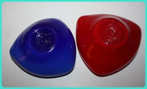 TWO HAND BLOWN GLASS ASHTRAYS MURANO STYLE BLUE WITH WHITE INLAY AND RED WITH WHITE INLAY