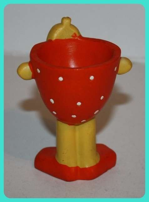 COLORFUL CHICKEN EGG CUP ON LONG LEGS  TO CUTE
