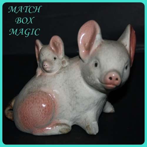 MOMMY AND BABY PIG ORNAMENT(D)