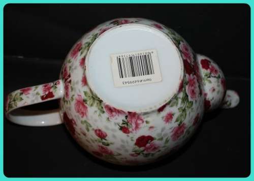 PRETTY CHINTZ STYLE TEAPOT LARGE WITH RED AND PINK ROSES