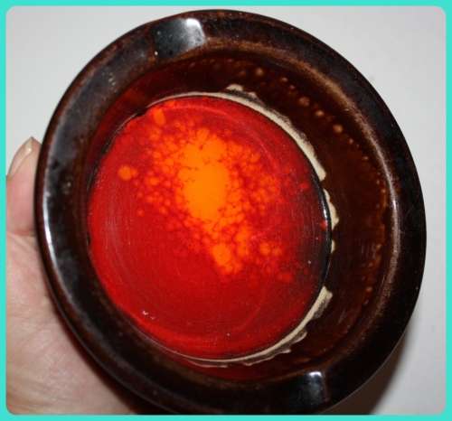 VINTAGE LAVA GLAZE ASHTRAY WITH LUSTER FINISH FOR THE COLLECTOR