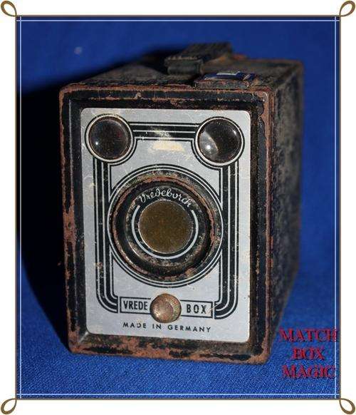 VINTAGE CAMERA:VREDEBIRCH