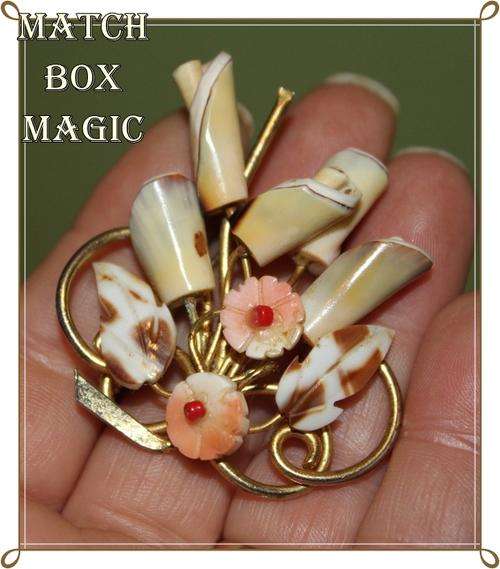 BEAUTIFUL VINTAGE SHELL BROOCH UNUSUAL ITEM
