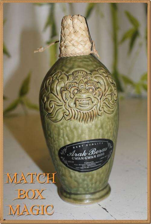 COLLECTIBLE RUM BOTTLE FROM INDONESIA  ARAK BERAS GWAN GWAN HOO