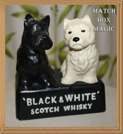BUCHANANANS  BLACK AND WHITE SCOTCH WHISKY SCOTTIE DOGS