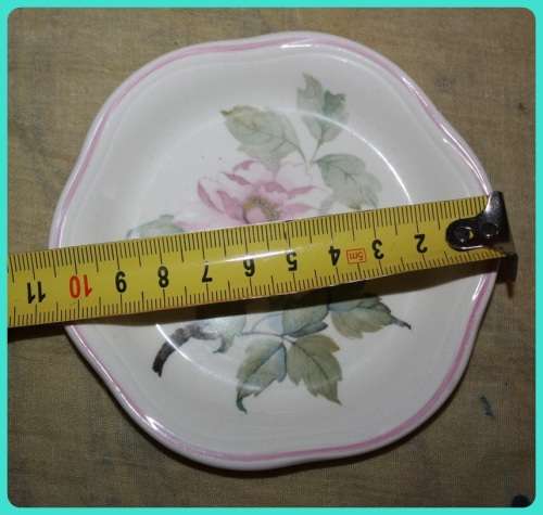 PAIR OF ROYAL WORCESTER SPODE PALISSAY  PINK ROSE PLATES