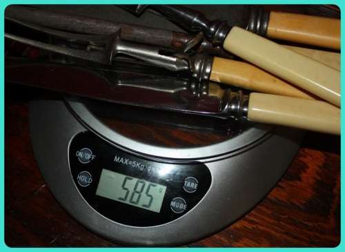 JOBLOT VINTAGE CARVING SETS 2 SETS PLUS KNIFE SHARPENER