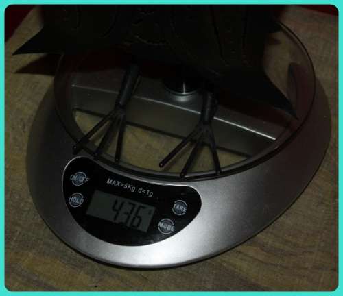 UNUSUAL METAL OWL CANDLE LAMP