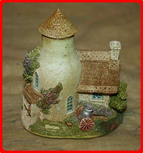 LILLIPUT LANE GOLD TOP 2002   (R)