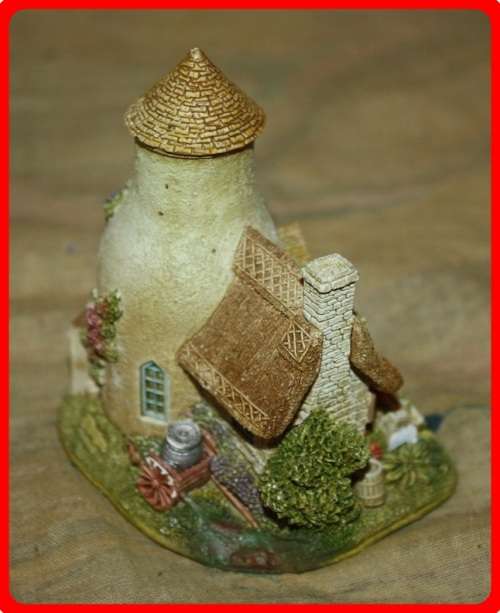 LILLIPUT LANE GOLD TOP 2002   (R)