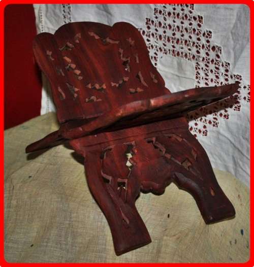 BEAUTIFUL HAND CARVED WOODEN FOLDING RELIGIOUS BOOK STAND HOLDER WITH INTRICATE CARVINGS