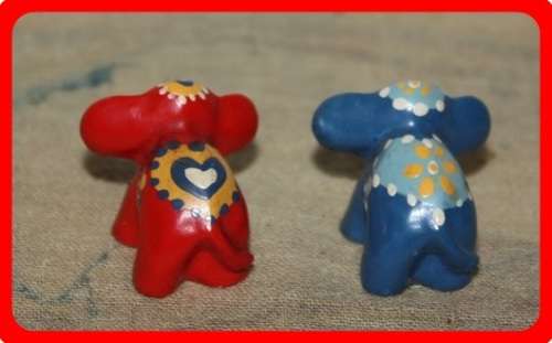 PAIR OF LOVELY HAND PAINTED MINIATURE ELEPHANTS PERFECT FOR A DOLL HOUSE