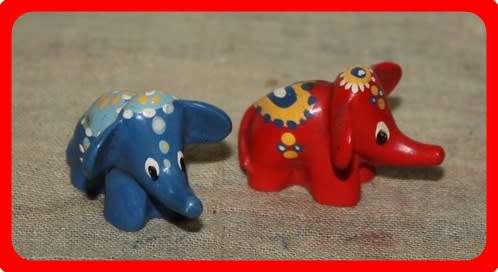 PAIR OF LOVELY HAND PAINTED MINIATURE ELEPHANTS PERFECT FOR A DOLL HOUSE