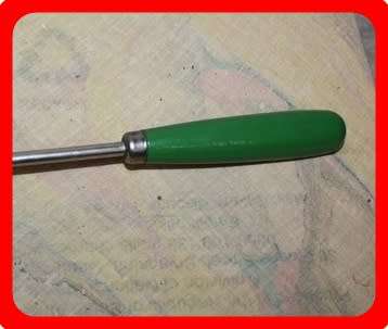 ORIGINAL SNACKLE IRON GREEN HANDLE