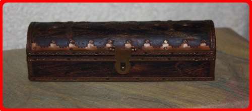 DECORATIVE WOODEN STORAGE BOX WITH HINGED LID INTRICATE METAL DETAIL
