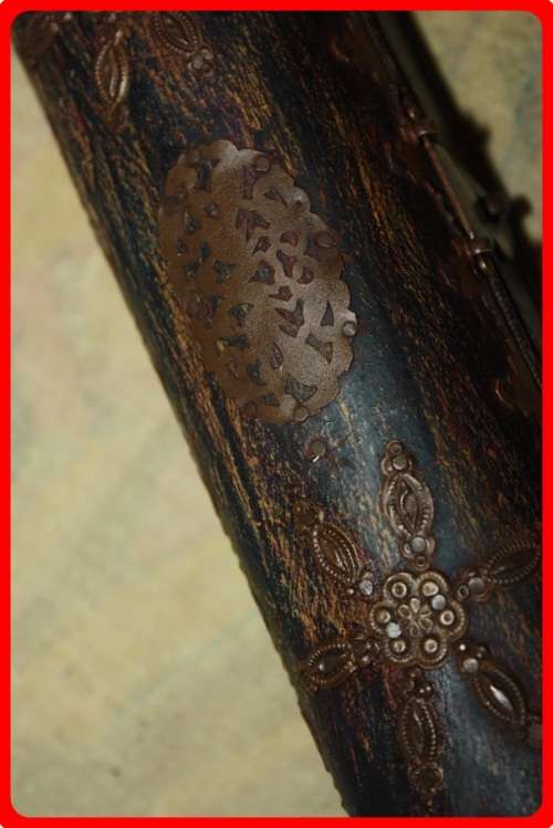 DECORATIVE WOODEN STORAGE BOX WITH HINGED LID INTRICATE METAL DETAIL