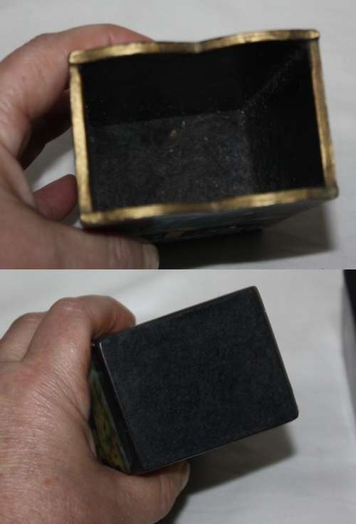 PAIR BLACK LACQUERED ORIENTAL CONTAINERS WITH MOTHER OF PEARL DETAIL