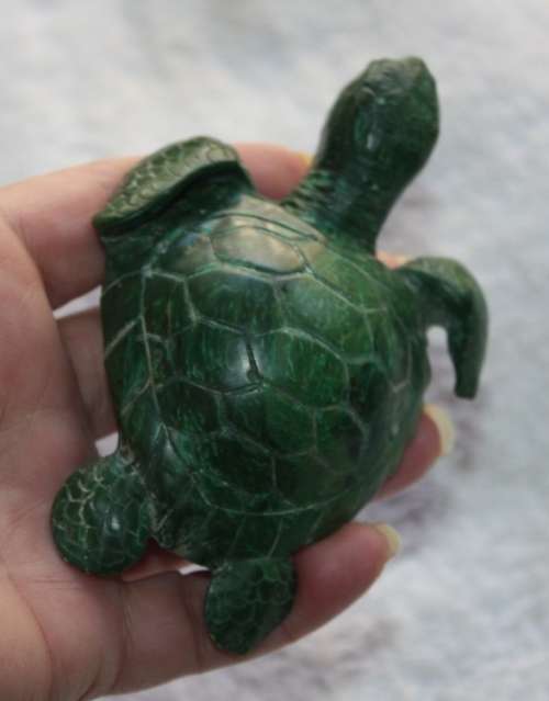 HAND CARVED STONE TURTLE  GREEN STONE MALACHITE