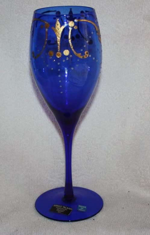 BEAUTIFUL BLUE SERGIO TALANTI HANDCRAFTED ART WINE GLASS MURANO ITALY HAS LABELS ON BASE