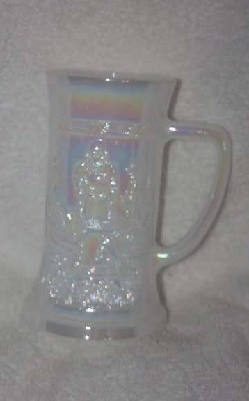 UNUSUAL WHITE PEARL LUSTER CARNIVAL GLASS TANKARD