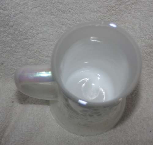UNUSUAL WHITE PEARL LUSTER CARNIVAL GLASS TANKARD