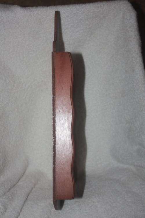 FOR THE THIMBLE COLLECTOR LOVELY DISPLAY SHELF HOLDING 24 THIMBLES