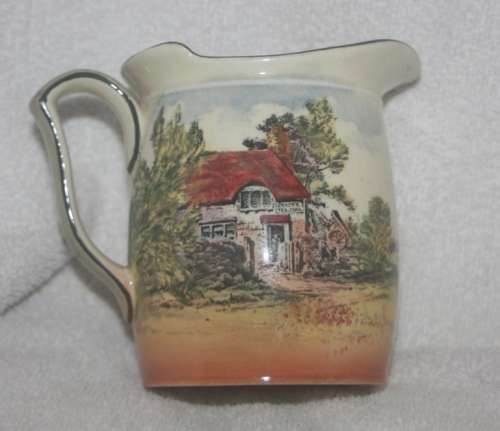 ROYAL DOULTON COTTAGE SERIES JUG ( D)
