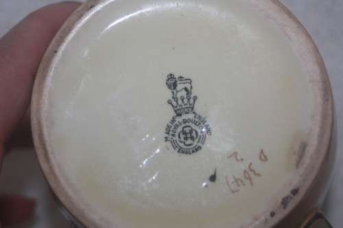 ROYAL DOULTON COTTAGE SERIES JUG ( D)