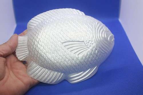 FOUR WHITE LUSTERWARE FISH DISHES PERFECT AS A DISPLAY