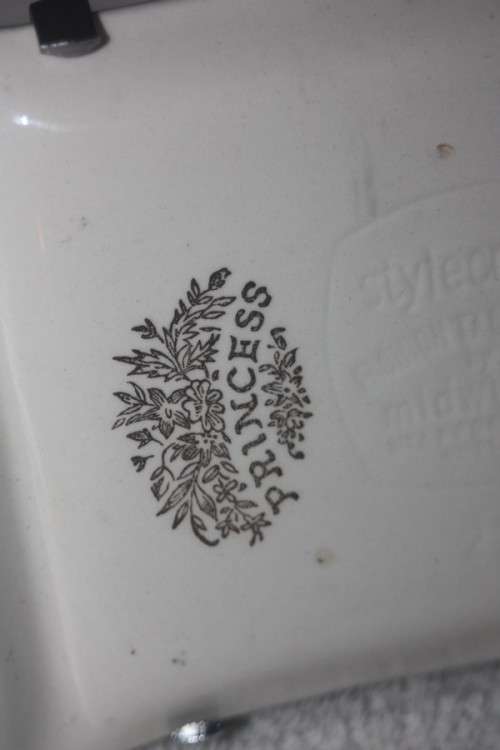 VINTAGE PRINCESS STYLECRAFT MIDWINTER PORCELAIN TOAST RACK LOVELY ITEM