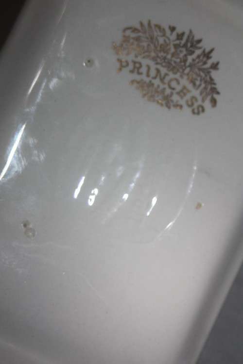 VINTAGE PRINCESS STYLECRAFT MIDWINTER PORCELAIN TOAST RACK LOVELY ITEM